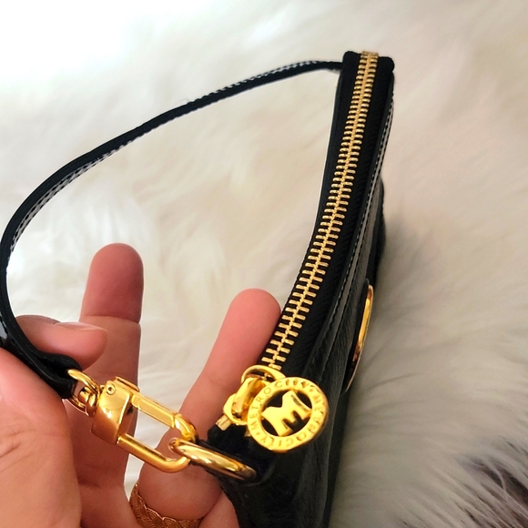 METRO CITY Pouch - Picture 11 of 16